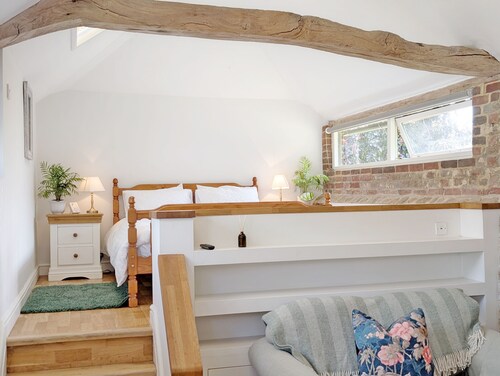 The Studio - Rural Escape - Sleeps 2