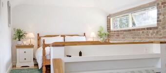 The Studio - Rural Escape - Sleeps 2