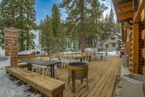 Outdoor dining - Ski-in/ski-out townhome with fireplace, pool, hot tub & on-site ski/sled hill (Tahoe City)