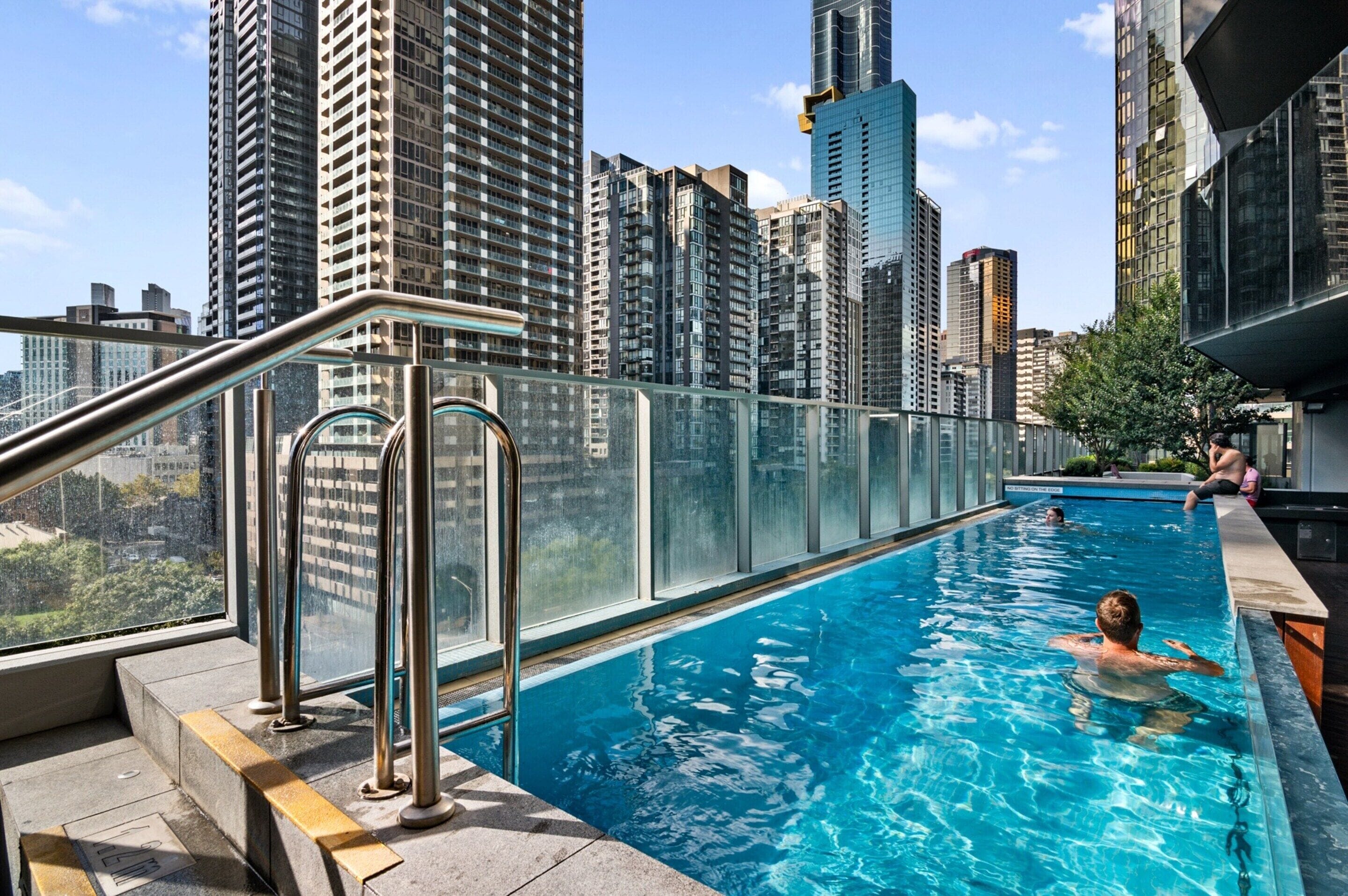 Apartment | Pool | Outdoor pool