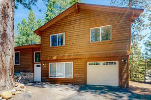 Exterior - Quiet mountain home with game room & fireplace - near scenic trails & ski slopes (Incline Village)