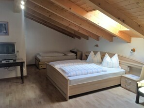 1 chambre, Wi-Fi, draps fournis