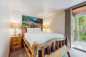 Iron/ironing board, WiFi - Mountain condo with access to outdoor pool, hot tub, tennis & sauna (NorthStar-Truckee)