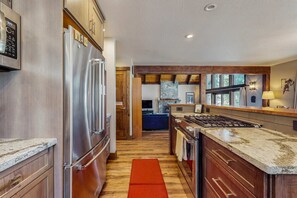 Fridge, microwave, oven, stovetop - Lake Tahoe Golf Course Home: Views, Skiing, Hiking & Biking! (South Lake Tahoe)