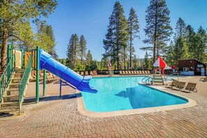 Pool - Updated home on quiet street with gas fireplace, shared hot tub, pool, & more (Truckee)