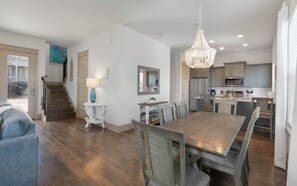 Dining - Under New Management! Where Family Comfort Meets Coastal Adventure on 30A (Santa Rosa Beach)