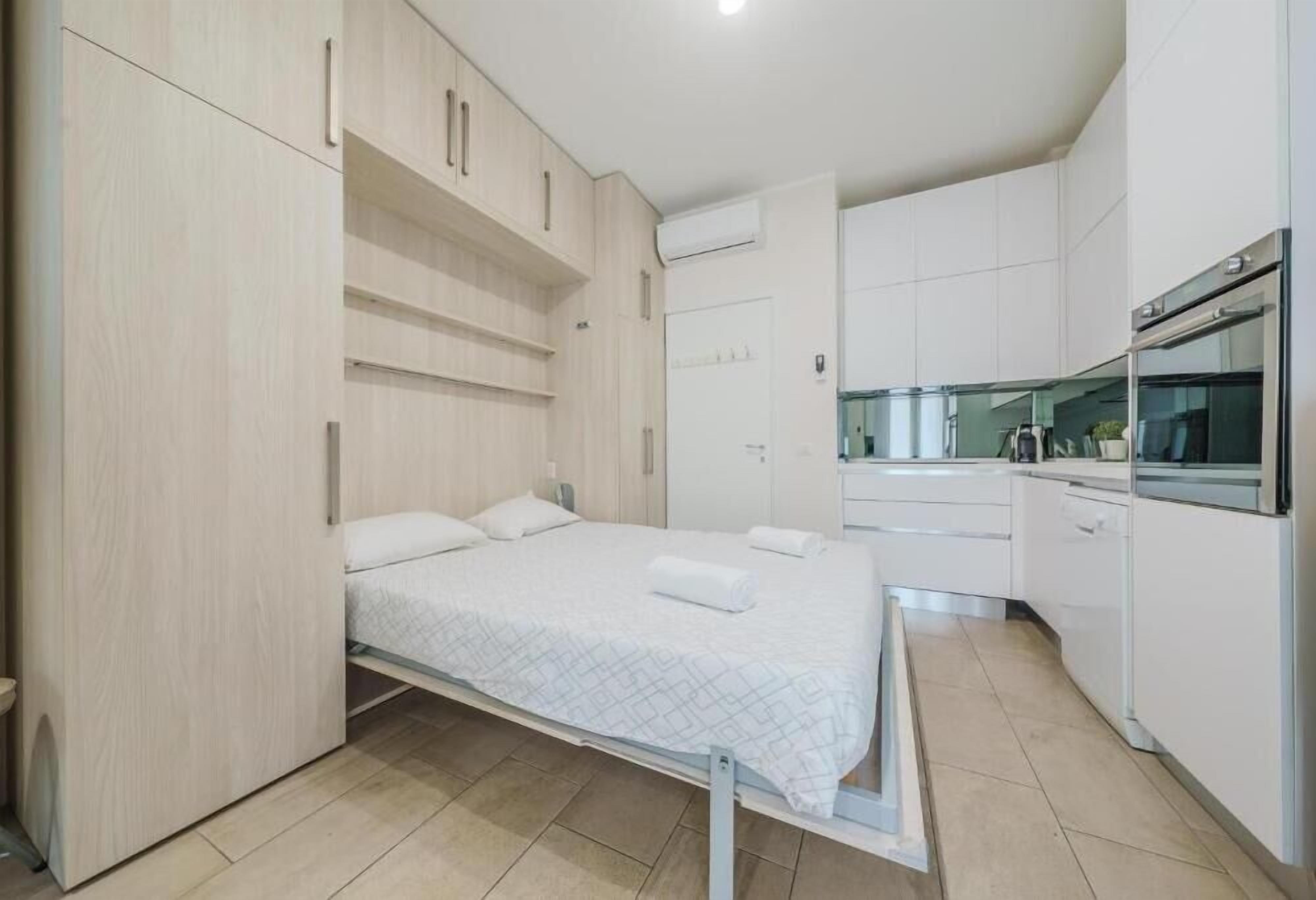 Standard Studio, Courtyard View