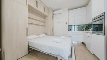 Standard Studio, Courtyard View