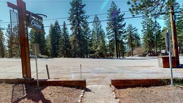 Enceinte de lâhĂ©bergement