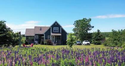 Peaceful 4BR South Shore Escape – Steps to Beach