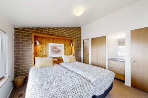 3 Schlafzimmer, Bügeleisen/Bügelbrett, WLAN, Bettwäsche