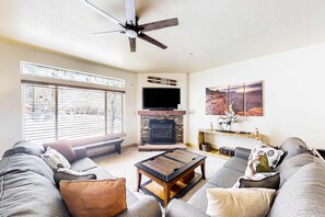 TV, fireplace, offices - Family-Friendly Home with Private Hot Tub, Shared Pool, WiFi, and Central AC (Park City)