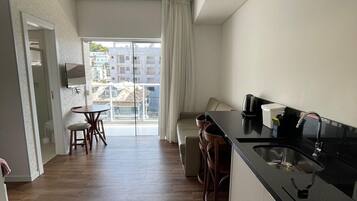 Basic Apartment | Interior