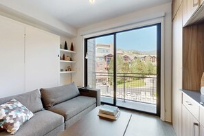 Living area - Walk-to-lift studio with hot tub, sauna, pool, gym, & game room - Dog friendly (Park City)