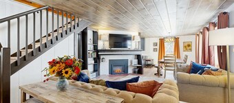 Newly remodeled ski-in - ski-out cabin with washer & dryer, new kitchen - walk to lifts