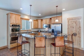 Fridge, microwave, oven, stovetop - Contemporary Home with Private Hot Tub, Fireplace, Garage Parking, & Shared Pool (Park City)