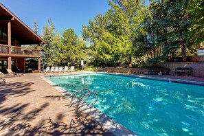 Pool - Two Lofts, Mountain Views, Gas Fireplace, Shared Seasonal Hot Tub & Pools (Park City)