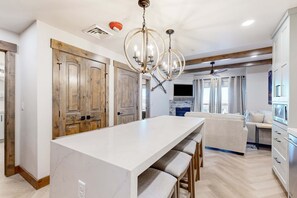 Interior - Ski-in - ski-out condo with indoor & outdoor pools, sauna, hot tubs, game room, gym, W&D, AC (Park City)