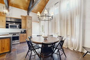 Dining - Ski Lodge , Panoramic Views, Four Season Retreat (Park City)