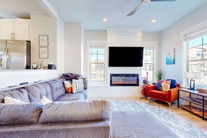 TV, fireplace, offices - Stunning dog-friendly retreat with large balcony, fireplace, & mountain views (Hideout)