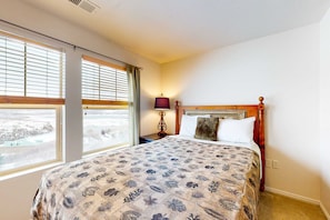 2 dormitorios, tabla de planchar con plancha, wifi y ropa de cama