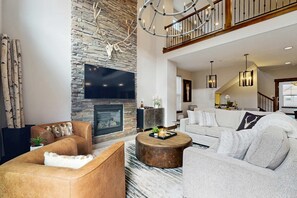 Fernseher, Kamin, Arbeitsbereiche