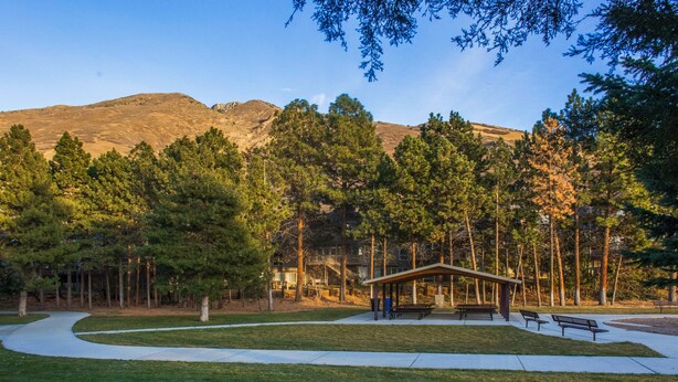A park with a pavilion, benches, and a pathway. - Spacious and sophisticated home w/ private hot tub - close to skiing (Cottonwood Heights)