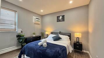 3 chambres, fer et planche à repasser, Wi-Fi gratuit, draps fournis