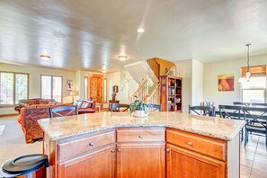 Interior - Modern Mountain Lodge with Private Hot Tub, Shared Pool & Gym (Park City)