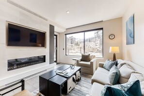 TV, fireplace, stereo, offices - Pool Deck, Hot Tubs & Gym - Stunning Condo in New Ski-In, Ski-Out Community (Park City)