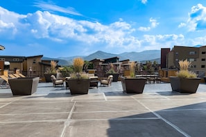 Terrace/patio - Inviting condo in Newpark Town Center with hot tub and great balcony views (Park City)