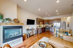 Living area - Inviting condo in Newpark Town Center with hot tub and great balcony views (Park City)