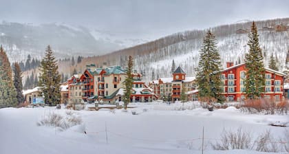 Cozy condo with shared hot tub & pool, foosball, near ski lifts