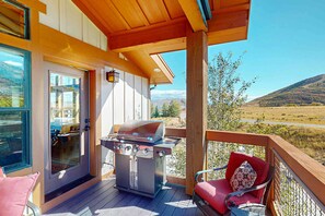 Property grounds - Luxurious & Conveniently Located Condo with spectacular Deer Vally Views (Heber City)