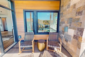 Property grounds - Panoramic views, hot tub & game room, Minutes from Jordanelle Express Gondola (Heber City)
