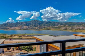 Property grounds - Stunning Views, Family Fun & Steps from Deer Valley's New East Village (Hideout)