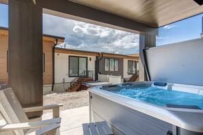 Terrace/patio - Stunning View, Family Fun and Steps from Deer Valleys New East Village (Hideout)