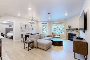 Living area - Modern resort condo with pool, hot tub + shuttle service (Heber City)