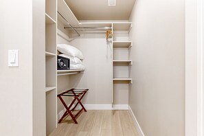 Interior - Modern resort condo with pool, hot tub + shuttle service (Heber City)