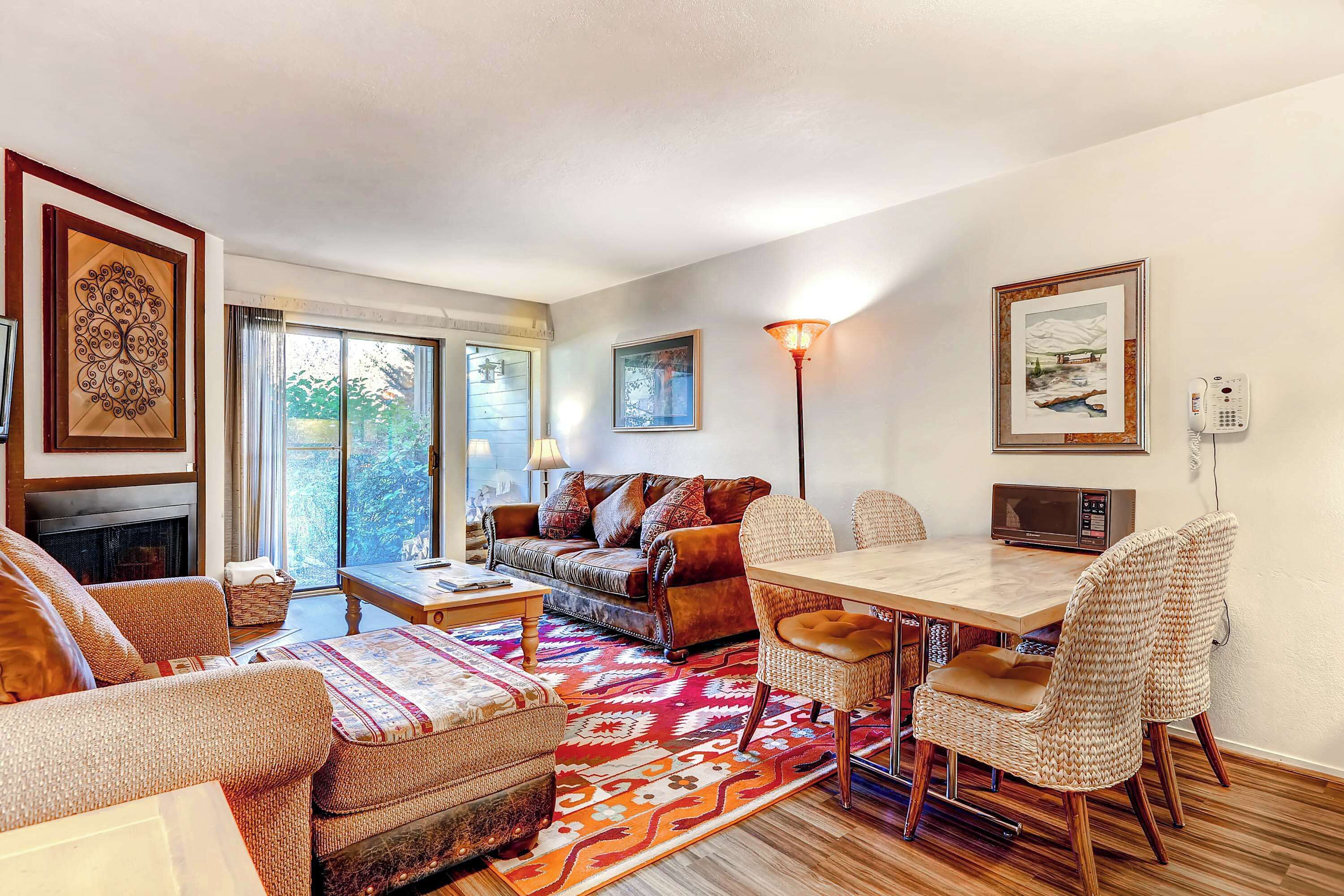 TV, fireplace, DVD player