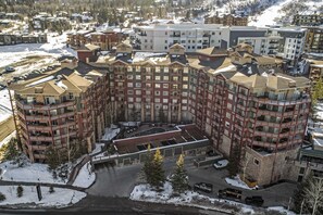 Exterior - ski-in ski-out Condo with Shared Hot Tubs & Pool, High-Speed WiFi, and Central AC (Park City)