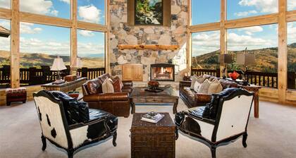 Billiards Room, New Flat Screen, Wrap around Viewing Deck, Hot Tub