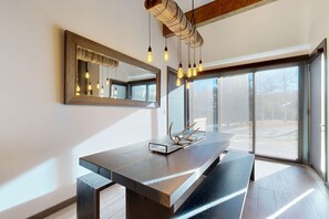 Dining - Lavish alpine escape with pool & hot tub - walk to lifts, dining & shops (Park City)