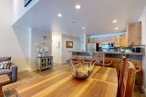 Interior - Stunning views, Pool & Hot Tub, gas grill (Park City)