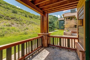 Property grounds - Superbly located, Elegant, Serene Deer Valley accommodations (Park City)