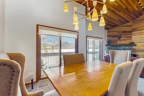 Interior - Lodge-Inspired Lakeside Townhouse with  Fireplace - Short Walk to Lifts (Park City)