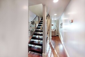 Interior - Lofty, contemporary condo within three blocks of the Park City Mountain Resort (Park City)