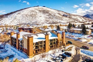 Exterior - Mountain view condo w/ fireplace & shared sauna - walk to lifts & more (Park City)