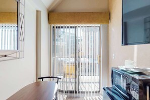 Interior - Ski-in/ski-out studio condo with balcony, pool, hot tub, & gym (Park City)