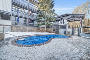Pool - Ski-in - ski-out condo with pool, hot tub & fireplace (Park City)